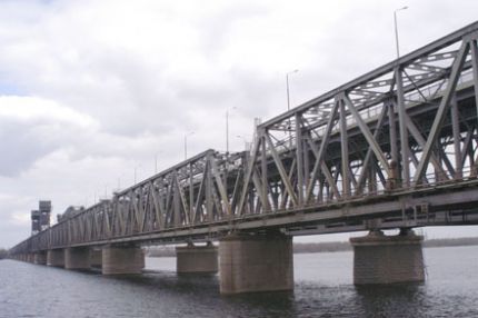 Амурский мост