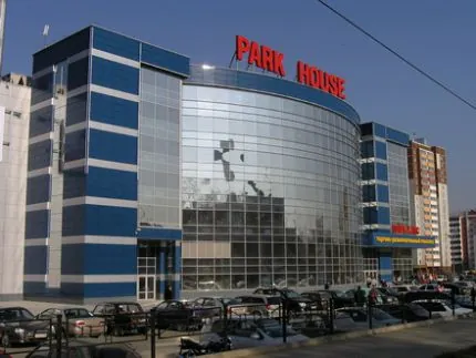 Торгово-развлекательный комплекс "Park House"