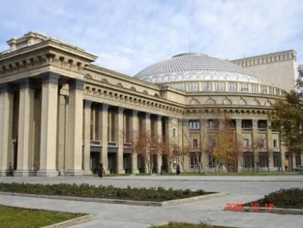 Оперный театр